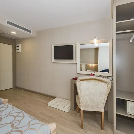 Marcello Hotel 4*