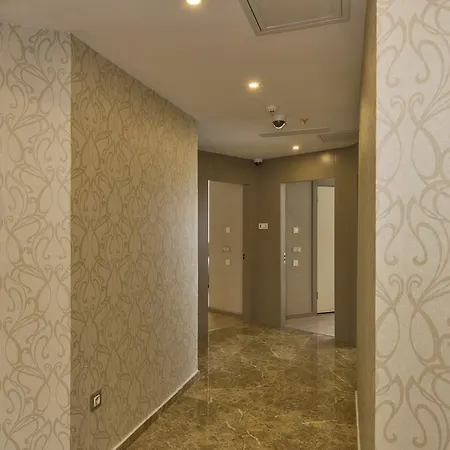 马赛罗酒店 酒店 3*