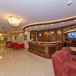 马赛罗酒店 酒店