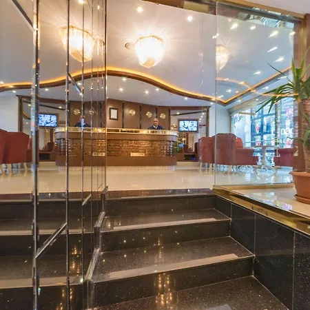马赛罗酒店 酒店